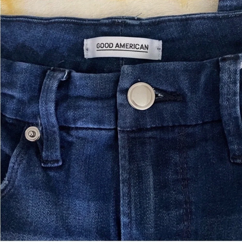 Good American High Rise Cropped Straight Leg Jeans Medium Wash Size 14/18